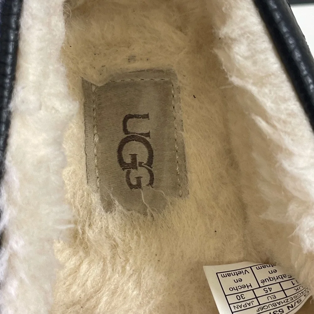 UGG Ascot 5379B Black Leather Moccasin Shearling Slippers Slip On Men's 12